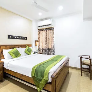 3* Hotel Mart View