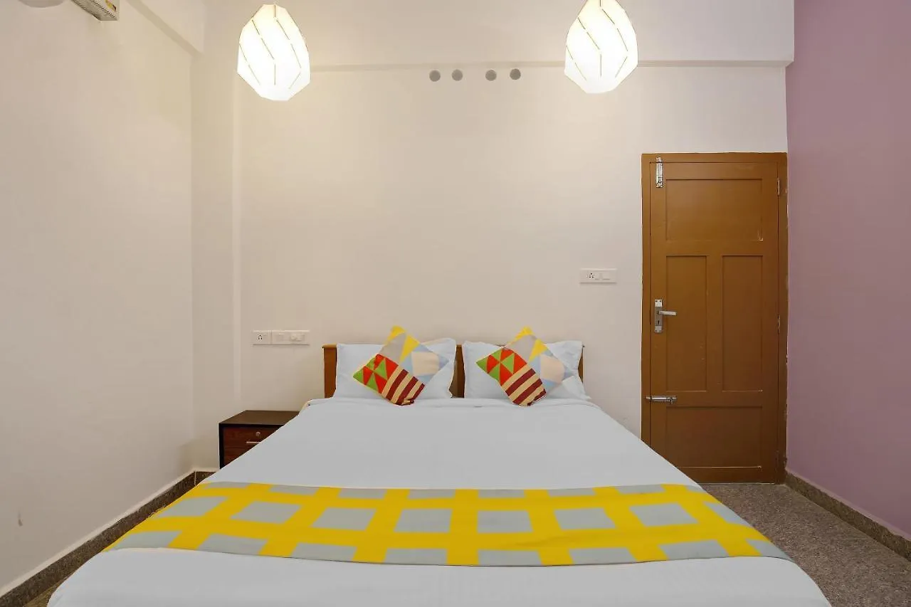 Guest house Oyo 78040 Marhaba Apartments